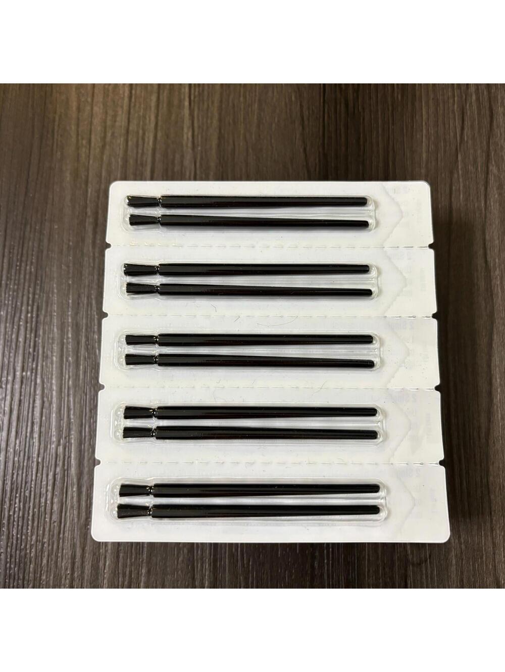 70 Eyelash Serum Single Use Disposable Brush Applicators - Picture 3 of 5